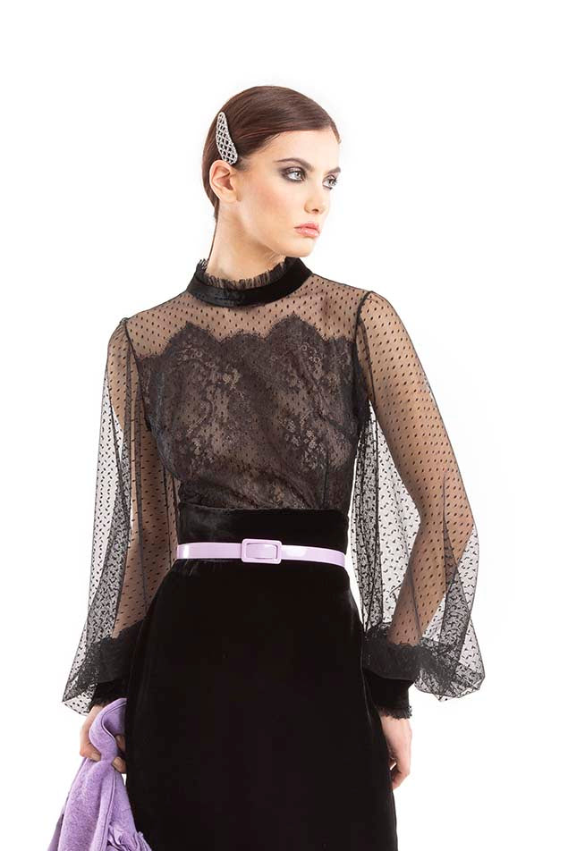 BLOUSE
