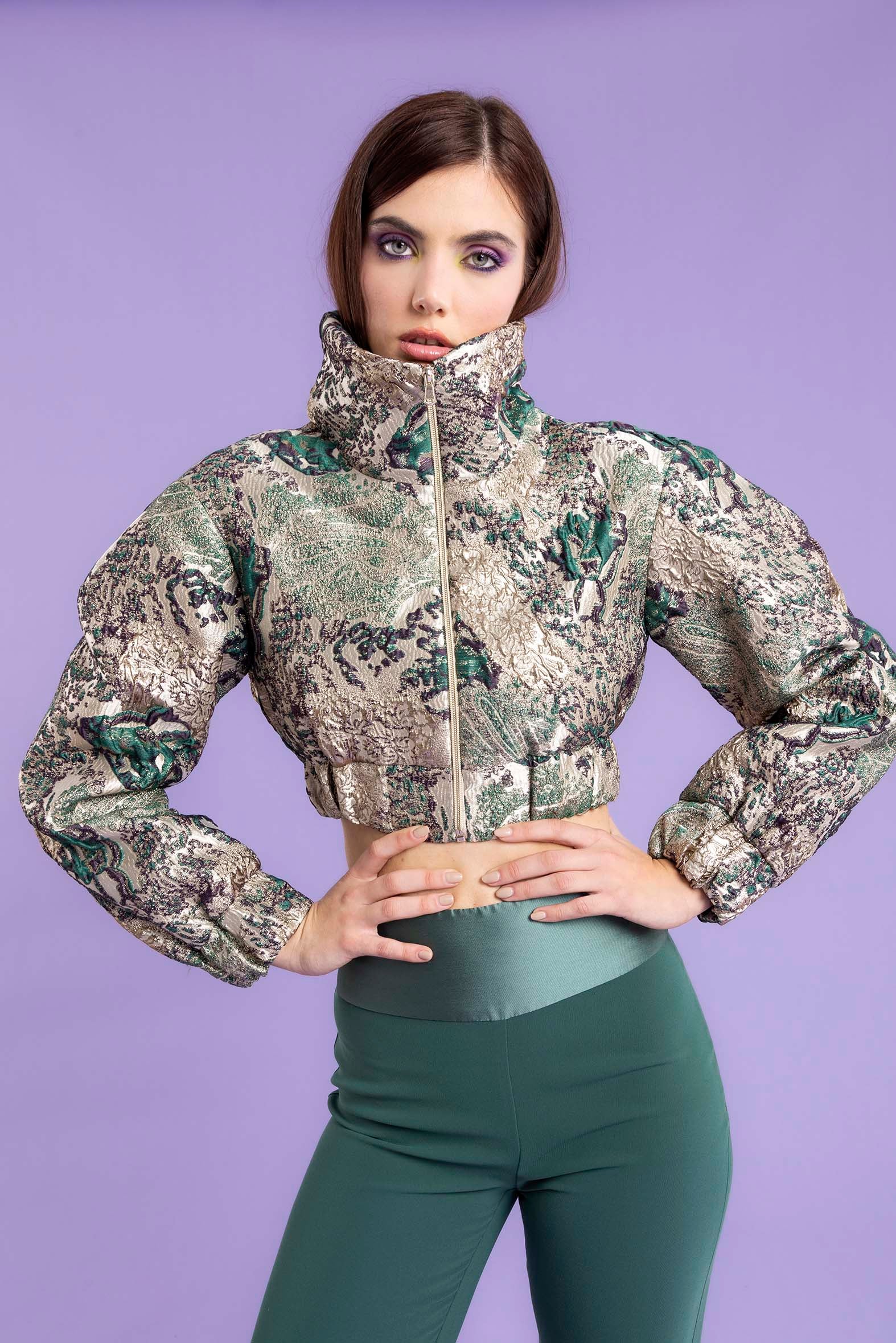 BOMBER CROP