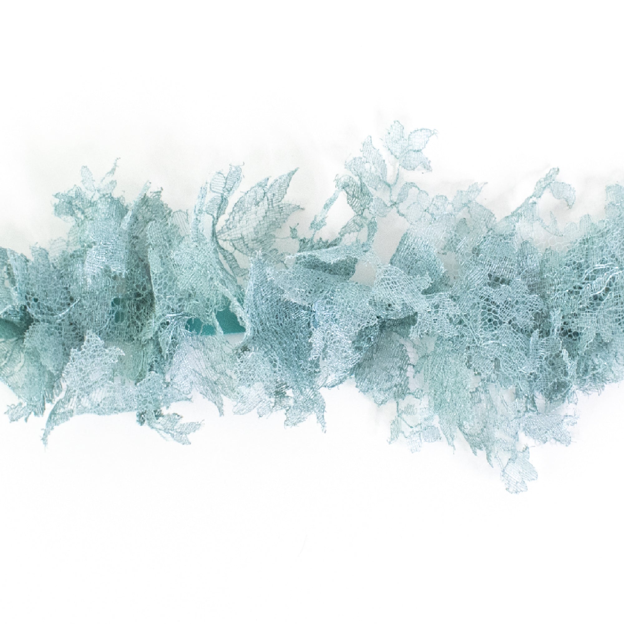 Collarino tridimensionale in pizzo color turchese