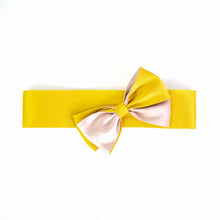 Load image into Gallery viewer, Cintura in mikado giallo con fiocco bicolore

